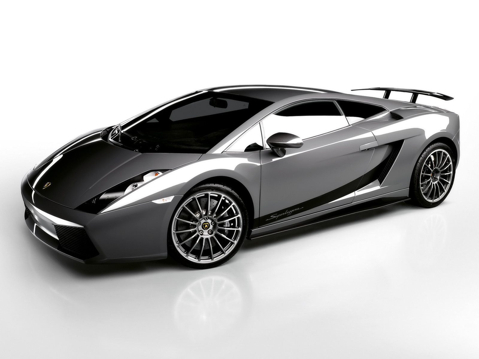 Lamborghini-Gallardo-Superleggera-01.jpg